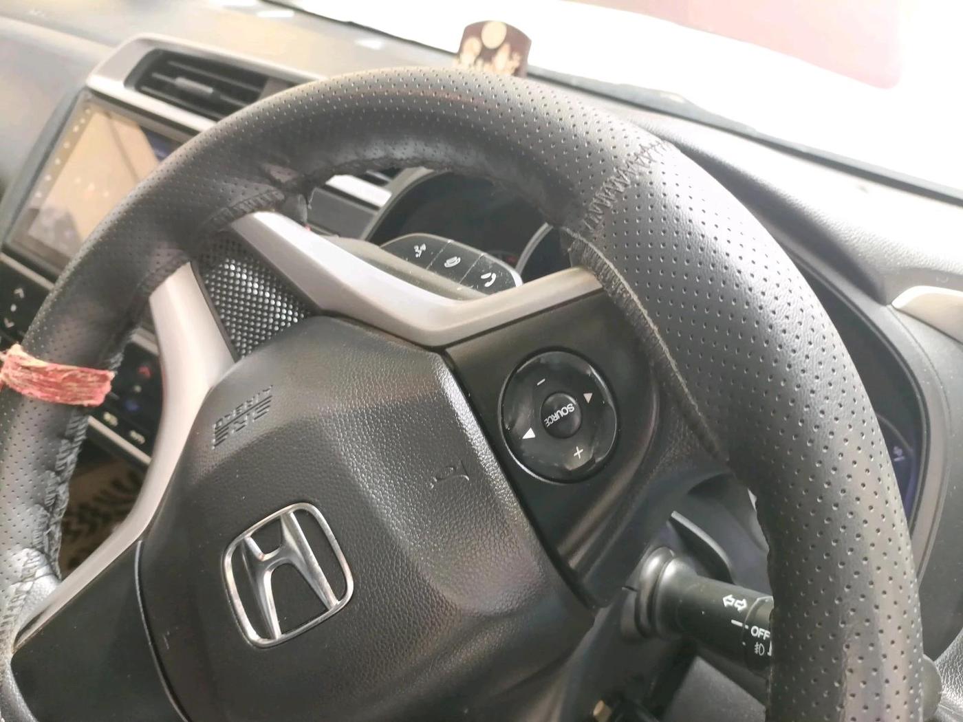 2017 Honda WR-V 1.2L I-VTEC VX MT, Petrol, Manual, 1,06,966 km, interior
