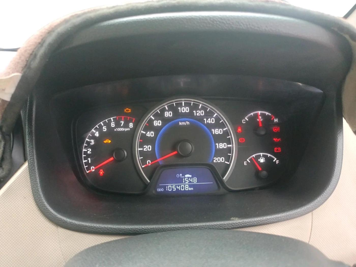 2016 Hyundai Grand i10 MAGNA 1.2 KAPPA VTVT, Petrol, Manual, 1,05,408 km, interior