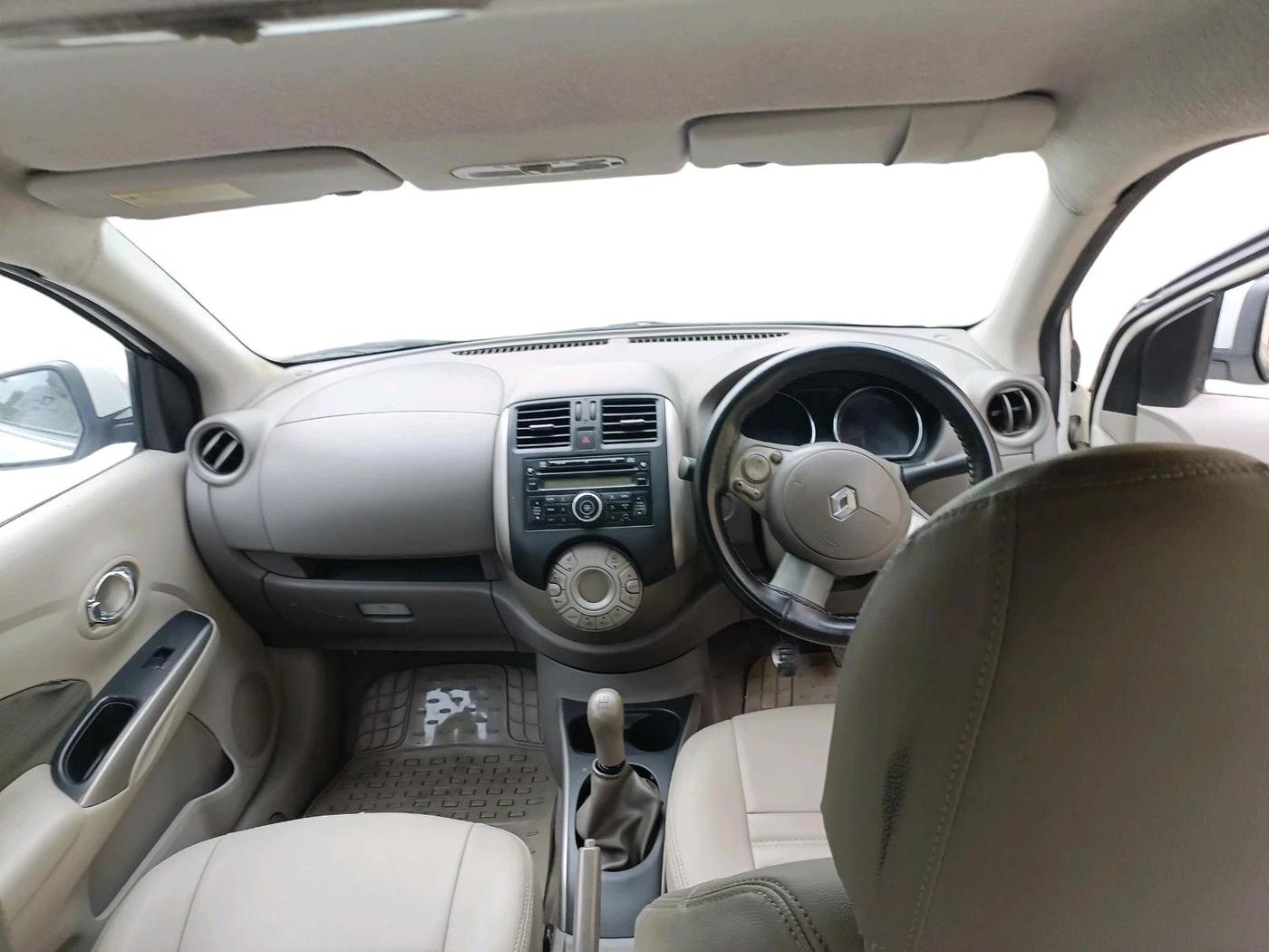 2014 Renault Scala RXL DIESEL, Diesel, Manual, 1,62,749 km, interior