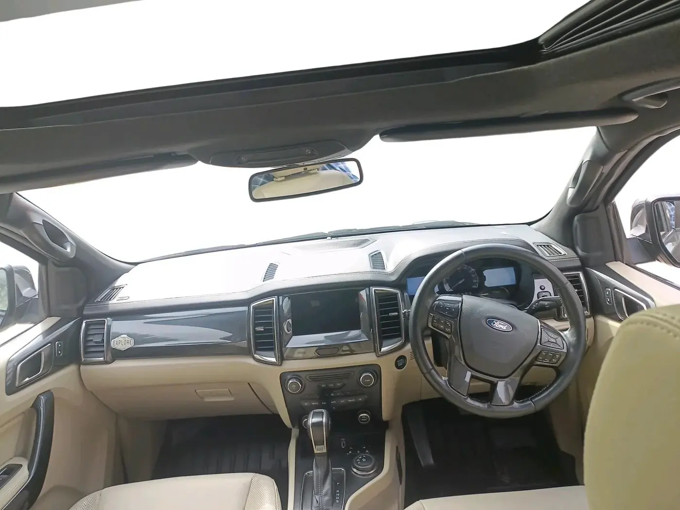 2021 Ford Endeavour TITANIUM PLUS 2.0 4X4 AT SUNROOF, Diesel, Automatic, 1,14,124 km, interior