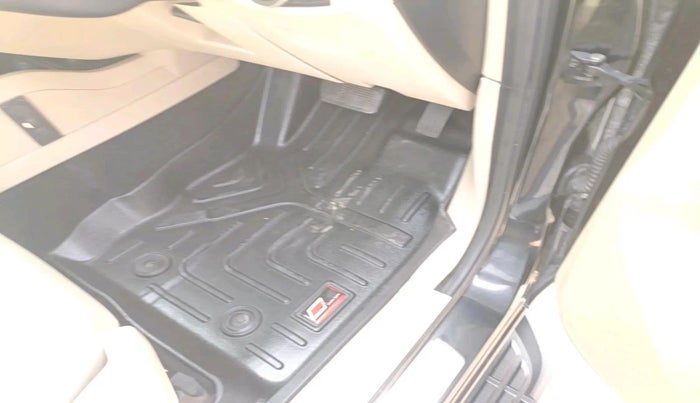 2021 Ford Endeavour TITANIUM PLUS 2.0 4X4 AT SUNROOF, Diesel, Automatic, 1,14,124 km, interior