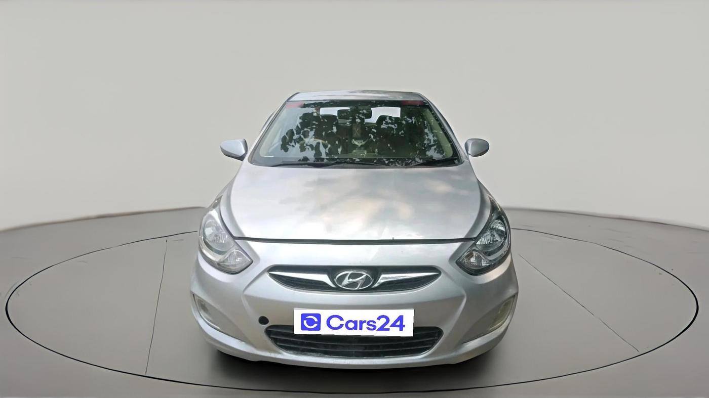 2013 Hyundai Verna FLUIDIC 1.6 CRDI SX OPT, Diesel, Manual, 1,07,927 km, exterior