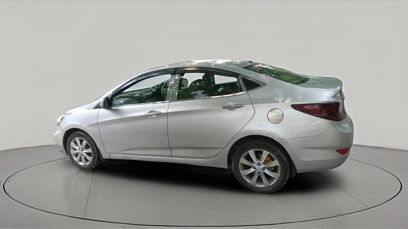 2013 Hyundai Verna FLUIDIC 1.6 CRDI SX OPT, Diesel, Manual, 1,07,927 km, exterior