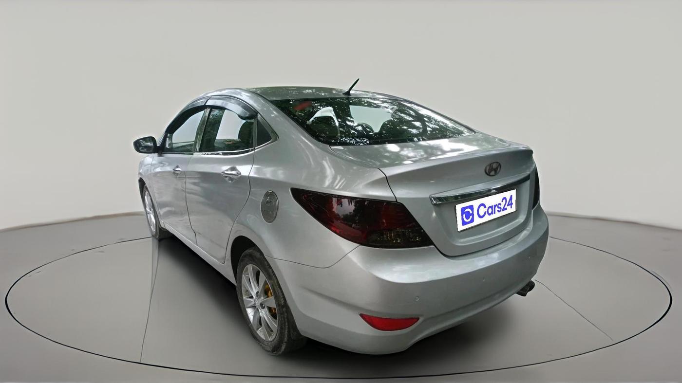 2013 Hyundai Verna FLUIDIC 1.6 CRDI SX OPT, Diesel, Manual, 1,07,927 km, exterior