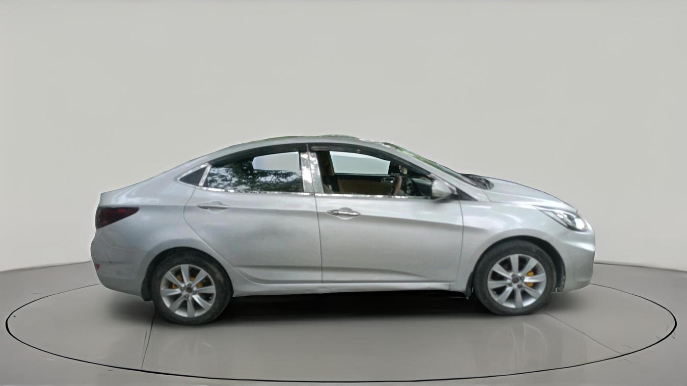 2013 Hyundai Verna FLUIDIC 1.6 CRDI SX OPT, Diesel, Manual, 1,07,927 km, exterior