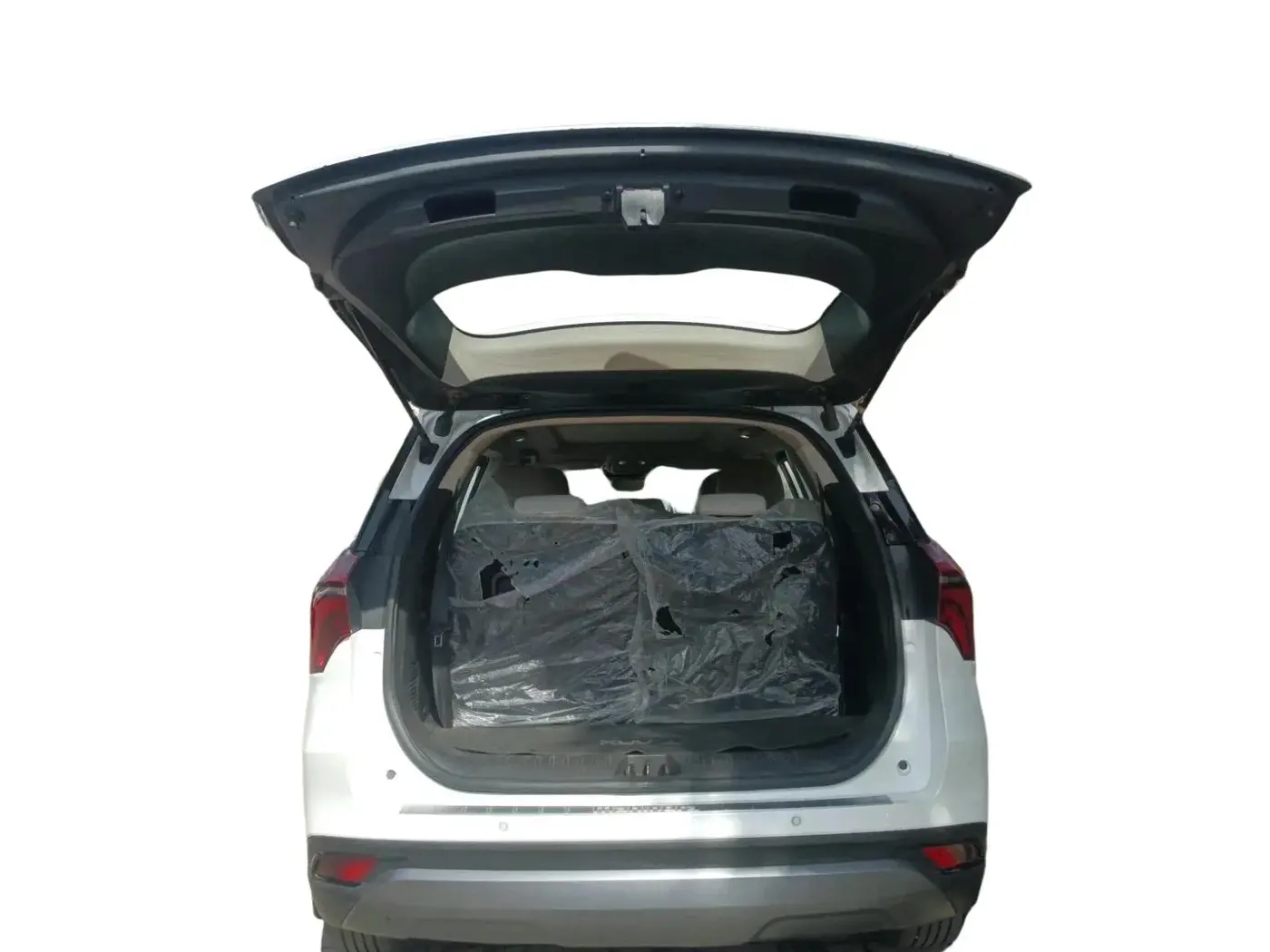 2023 Mahindra XUV700 AX 7 P MT 7 STR, Petrol, Manual, 19,960 km, exterior