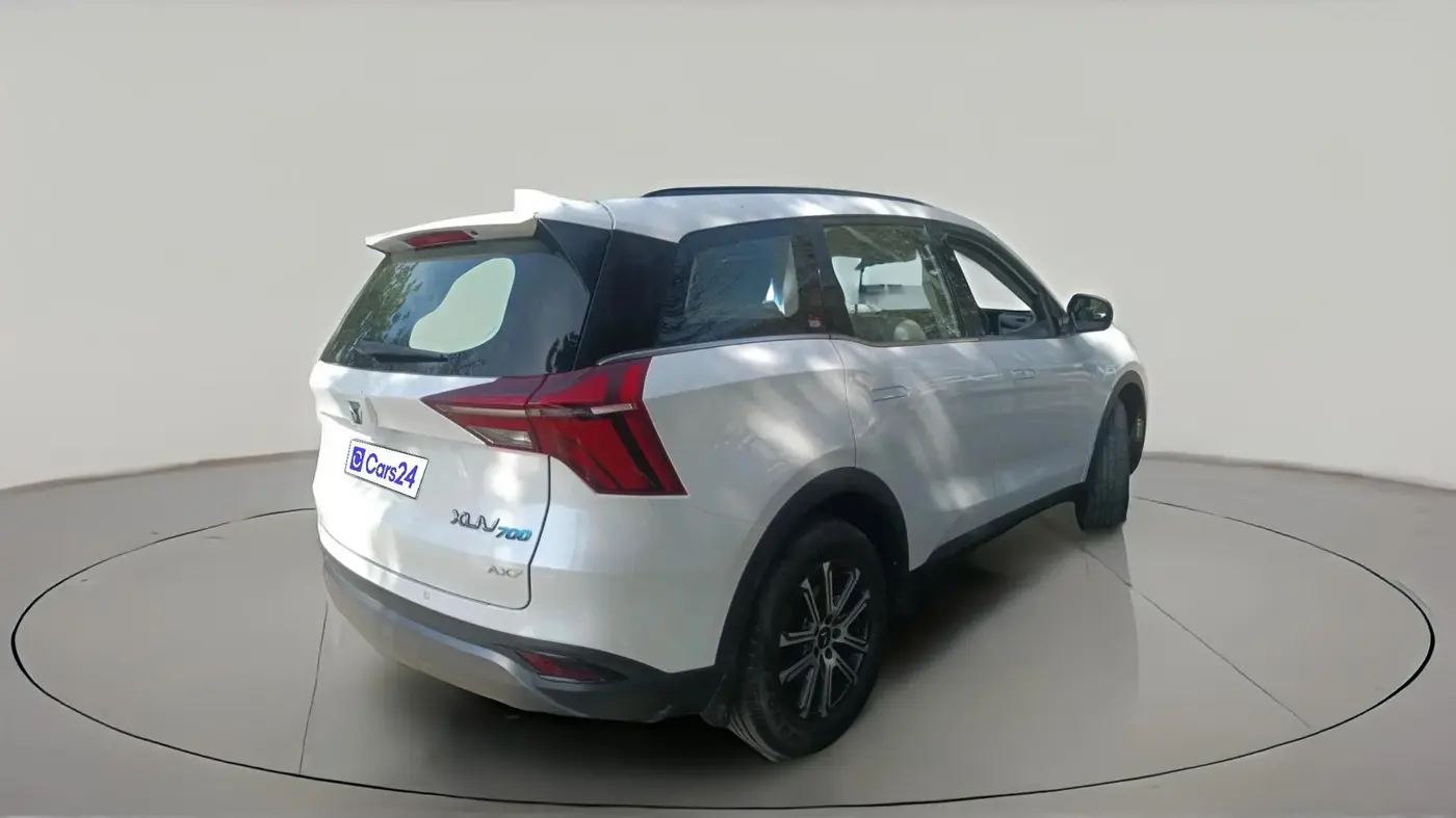 2023 Mahindra XUV700 AX 7 P MT 7 STR, Petrol, Manual, 19,960 km, exterior