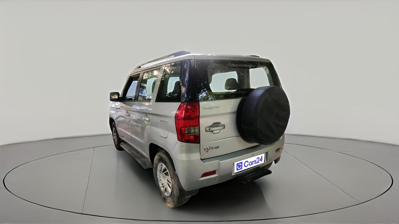 2016 Mahindra TUV300 T6 PLUS, Diesel, Manual, 98,472 km, exterior