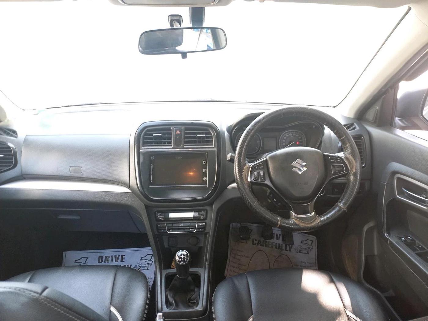 2017 Maruti Vitara Brezza ZDI PLUS, Diesel, Manual, 1,07,198 km, interior