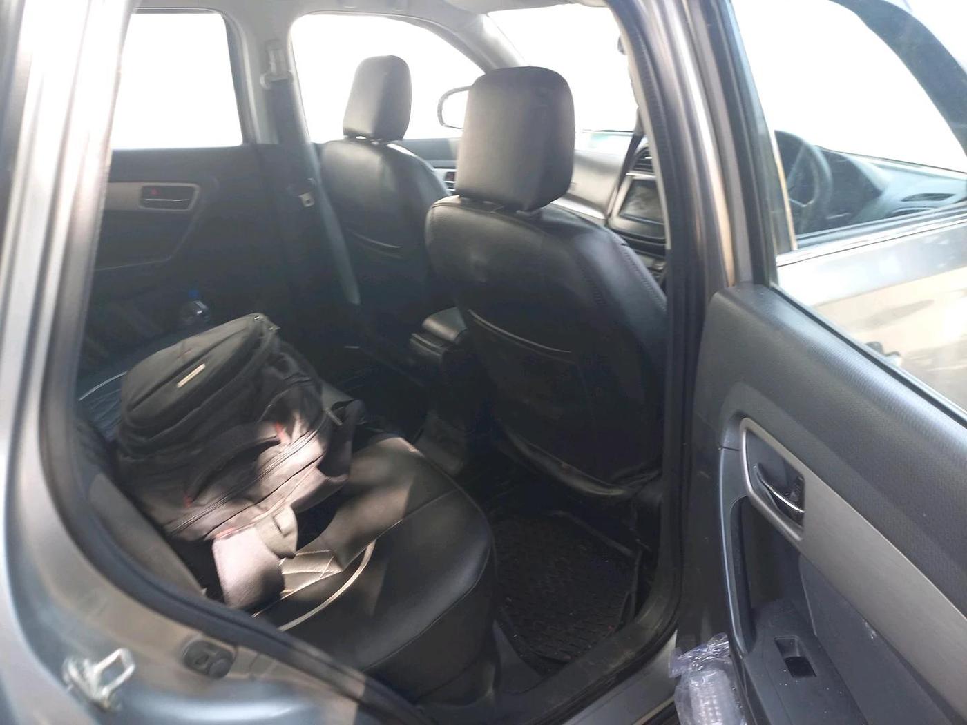2017 Maruti Vitara Brezza ZDI PLUS, Diesel, Manual, 1,07,198 km, interior