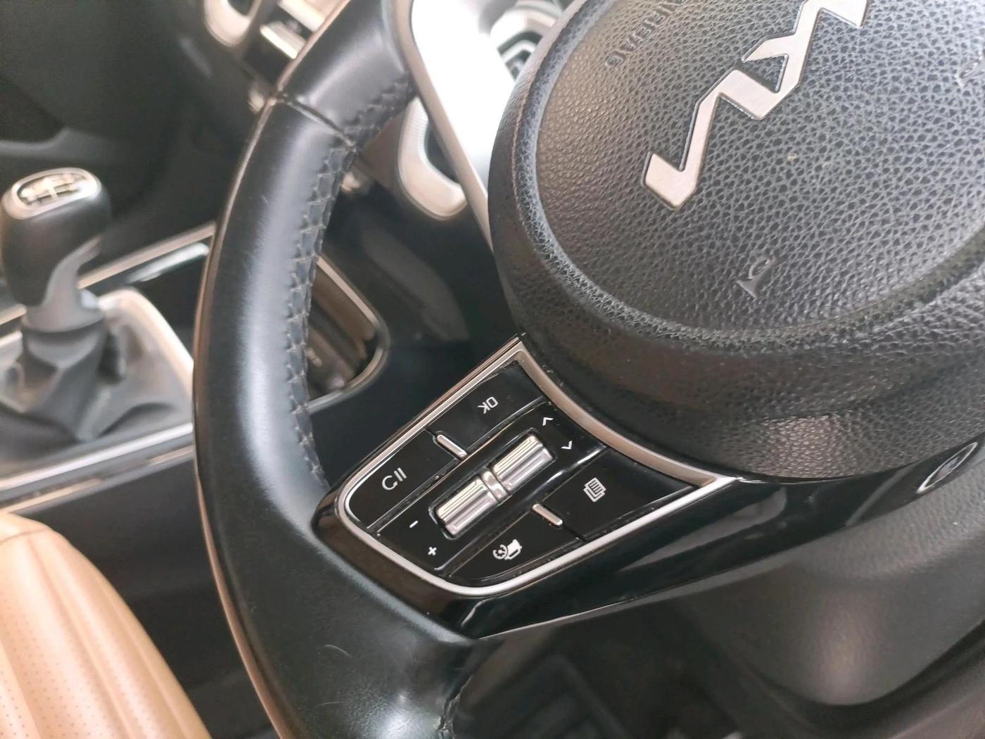 2024 KIA SONET HTX PLUS 1.0 TURBO PETROL IMT, Petrol, Manual, 47,966 km, interior