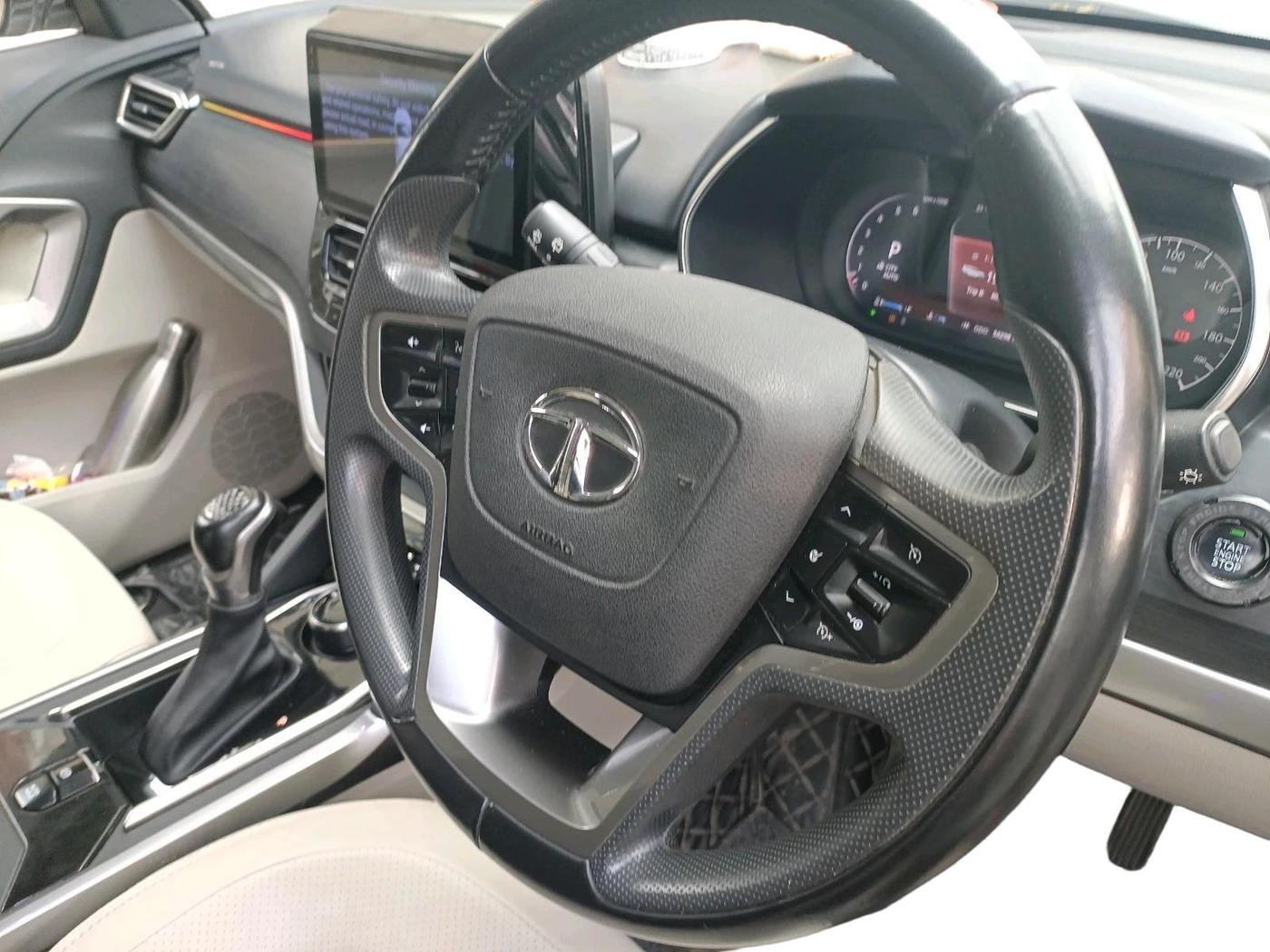 2022 Tata Safari XZA PLUS, Diesel, Automatic, 56,298 km, interior