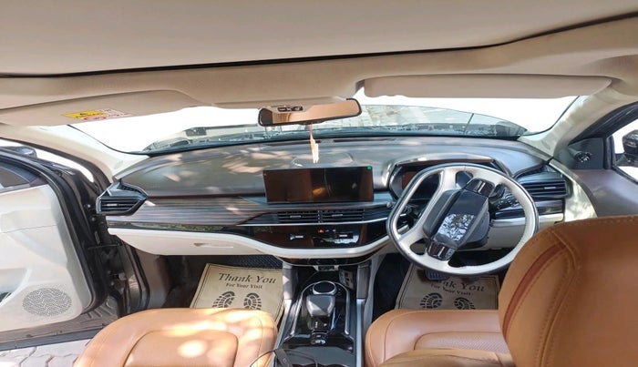 2023 Tata Safari Accomplished Plus AT, Diesel, Automatic, 75,428 km, interior