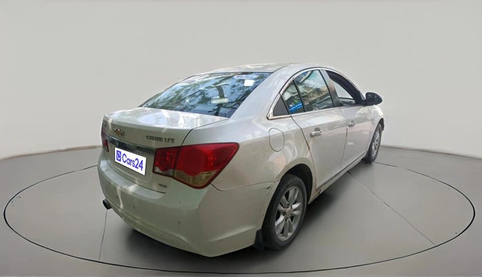 2014 Chevrolet Cruze LT, Diesel, Manual, 96,292 km, exterior