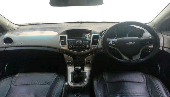 2014 Chevrolet Cruze LT, Diesel, Manual, 96,292 km, interior