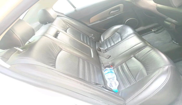 2014 Chevrolet Cruze LT, Diesel, Manual, 96,292 km, interior