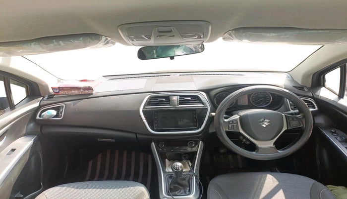 2022 Maruti S Cross ZETA 1.5, Petrol, Manual, 36,039 km, interior