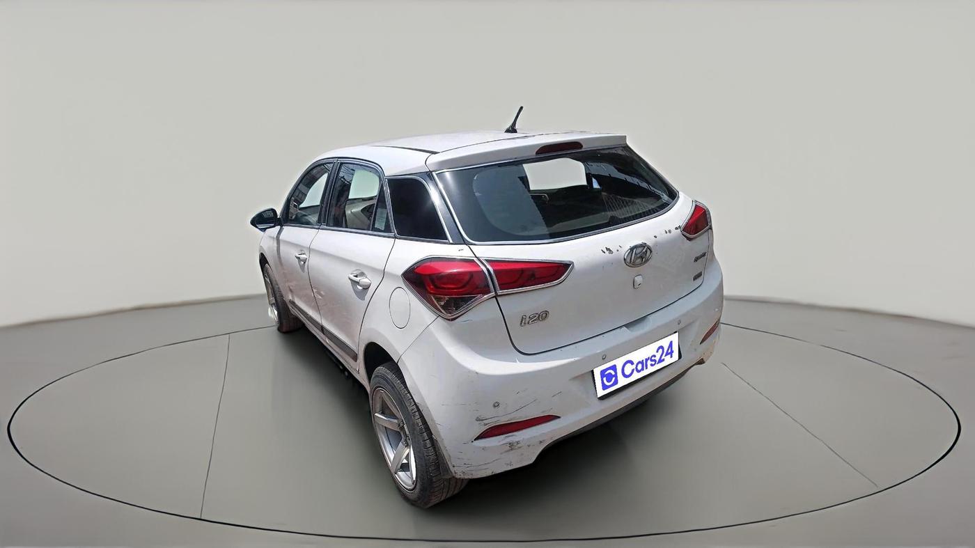 2016 Hyundai Elite i20 SPORTZ 1.4 CRDI, Diesel, Manual, 1,33,149 km, exterior