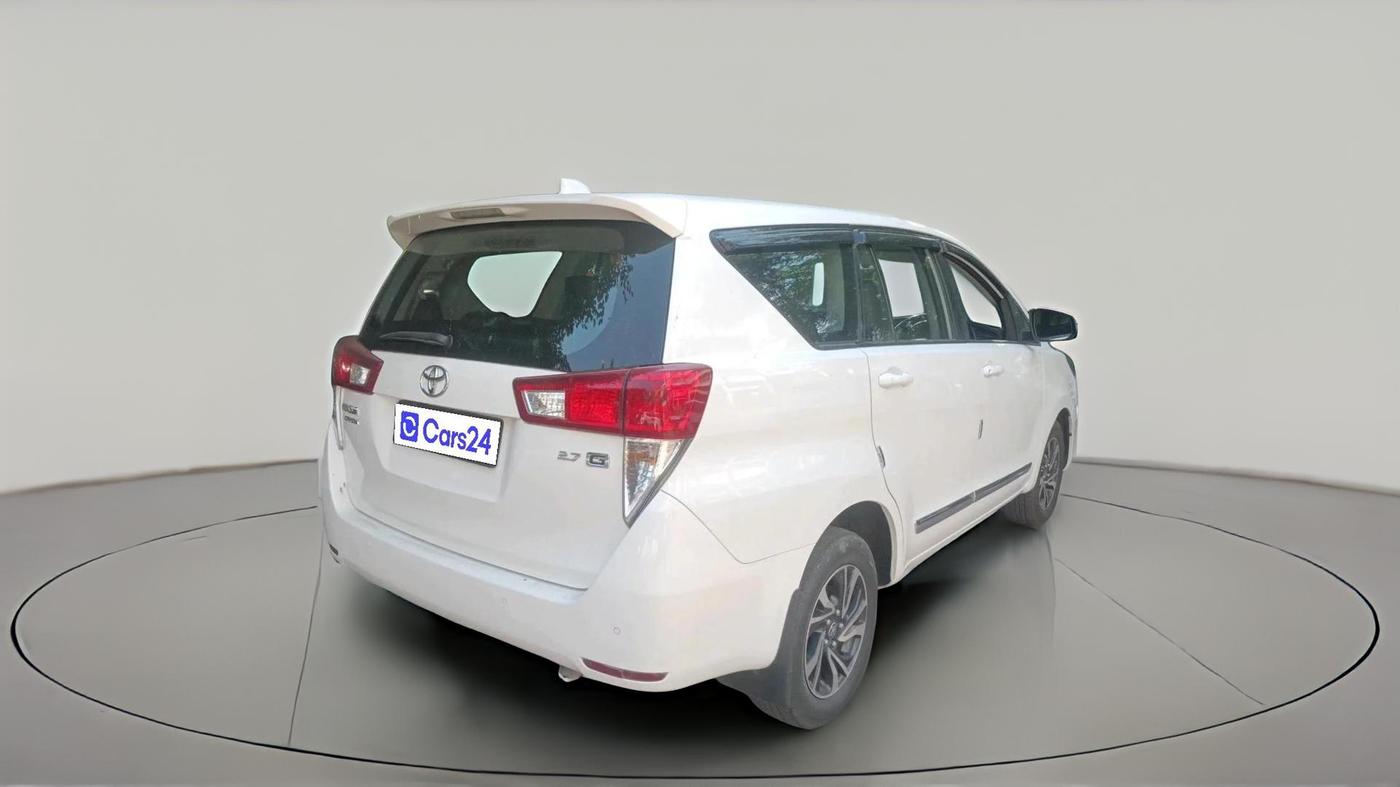 2022 Toyota Innova Crysta 2.7 GX AT 7 STR, Petrol, Automatic, 75,750 km, exterior