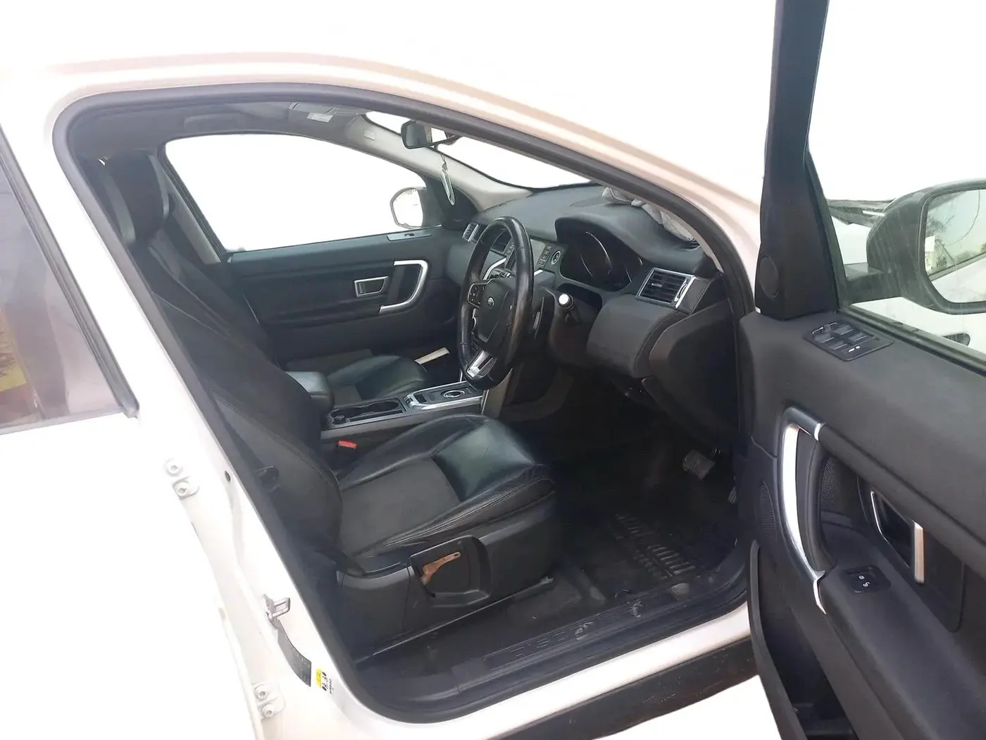 2016 Landrover DISCOVERY SPORT SE, Diesel, Automatic, 79,409 km, interior