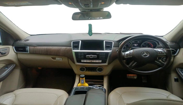 2015 Mercedes Benz Ml Class 350 CDI, Diesel, Automatic, 1,45,367 km, interior