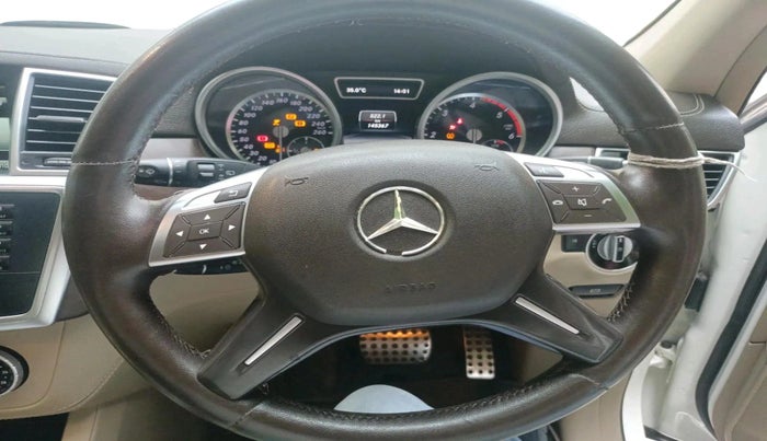 2015 Mercedes Benz Ml Class 350 CDI, Diesel, Automatic, 1,45,367 km, interior