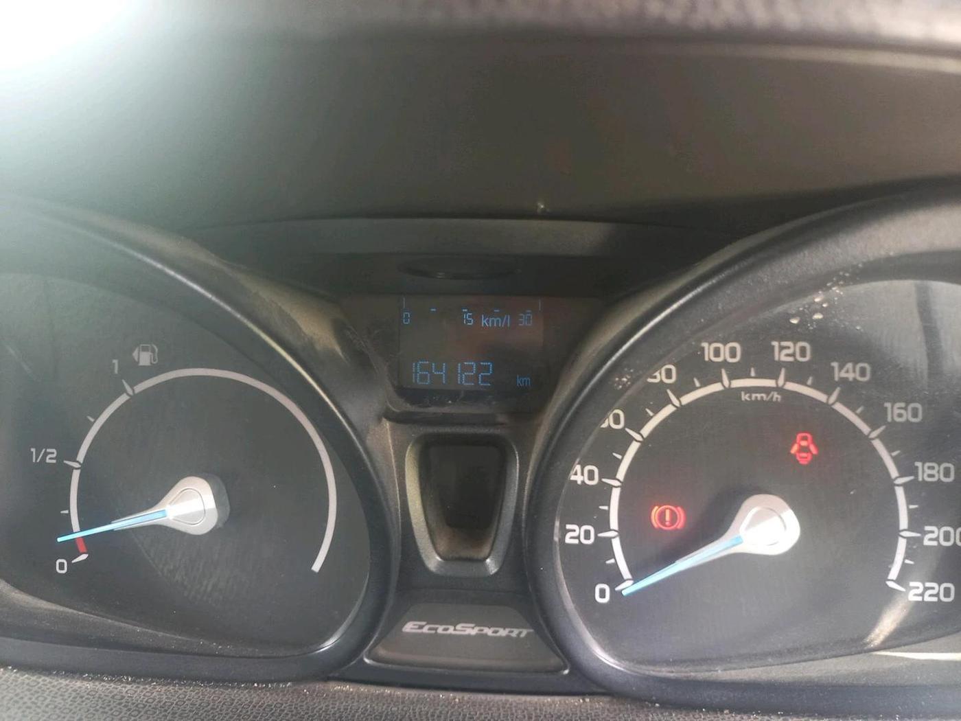 2013 Ford Ecosport AMBIENTE 1.5L DIESEL, Diesel, Manual, 1,64,122 km, interior