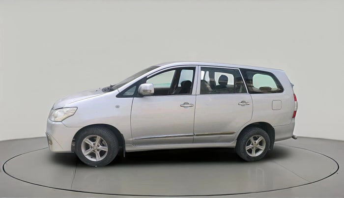 2014 Toyota Innova 2.5 GX 7 STR, Diesel, Manual, 1,59,882 km, exterior