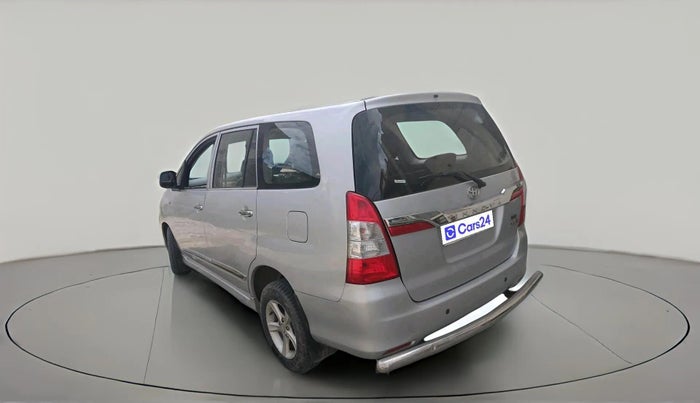 2014 Toyota Innova 2.5 GX 7 STR, Diesel, Manual, 1,59,882 km, exterior