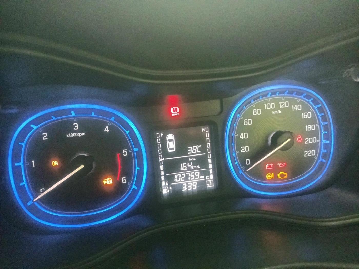 2016 Maruti Vitara Brezza ZDI PLUS DUAL TONE, Diesel, Manual, 1,02,759 km, interior