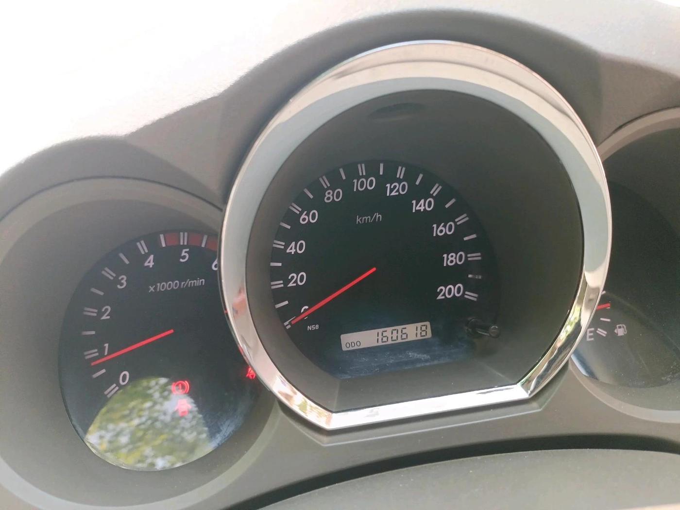 2011 Toyota Fortuner 3.0 4X4 MT, Diesel, Manual, 1,60,618 km, interior