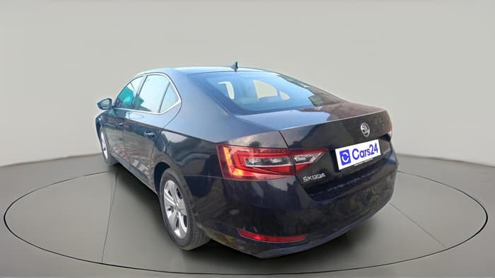 2017 Skoda Superb STYLE 1.8 TSI AT, Petrol, Automatic, 40,256 km, exterior