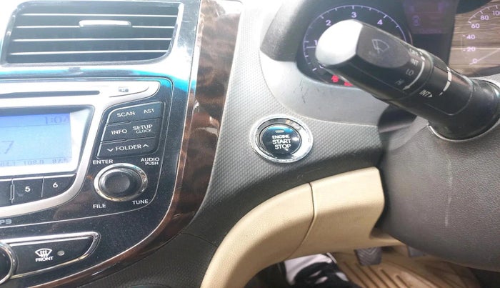 2013 Hyundai Verna FLUIDIC 1.6 CRDI SX, Diesel, Manual, 1,60,084 km, interior