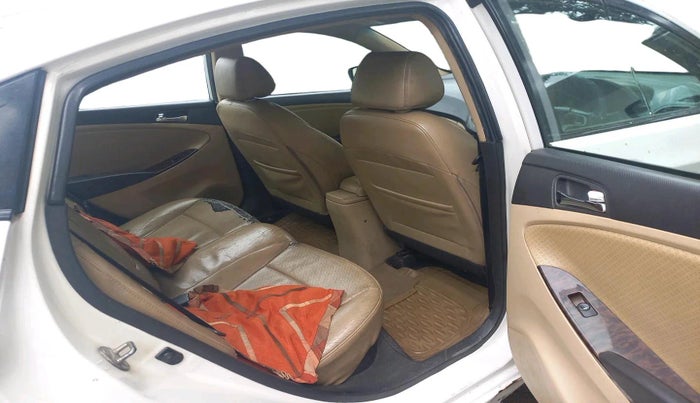 2013 Hyundai Verna FLUIDIC 1.6 CRDI SX, Diesel, Manual, 1,60,084 km, interior