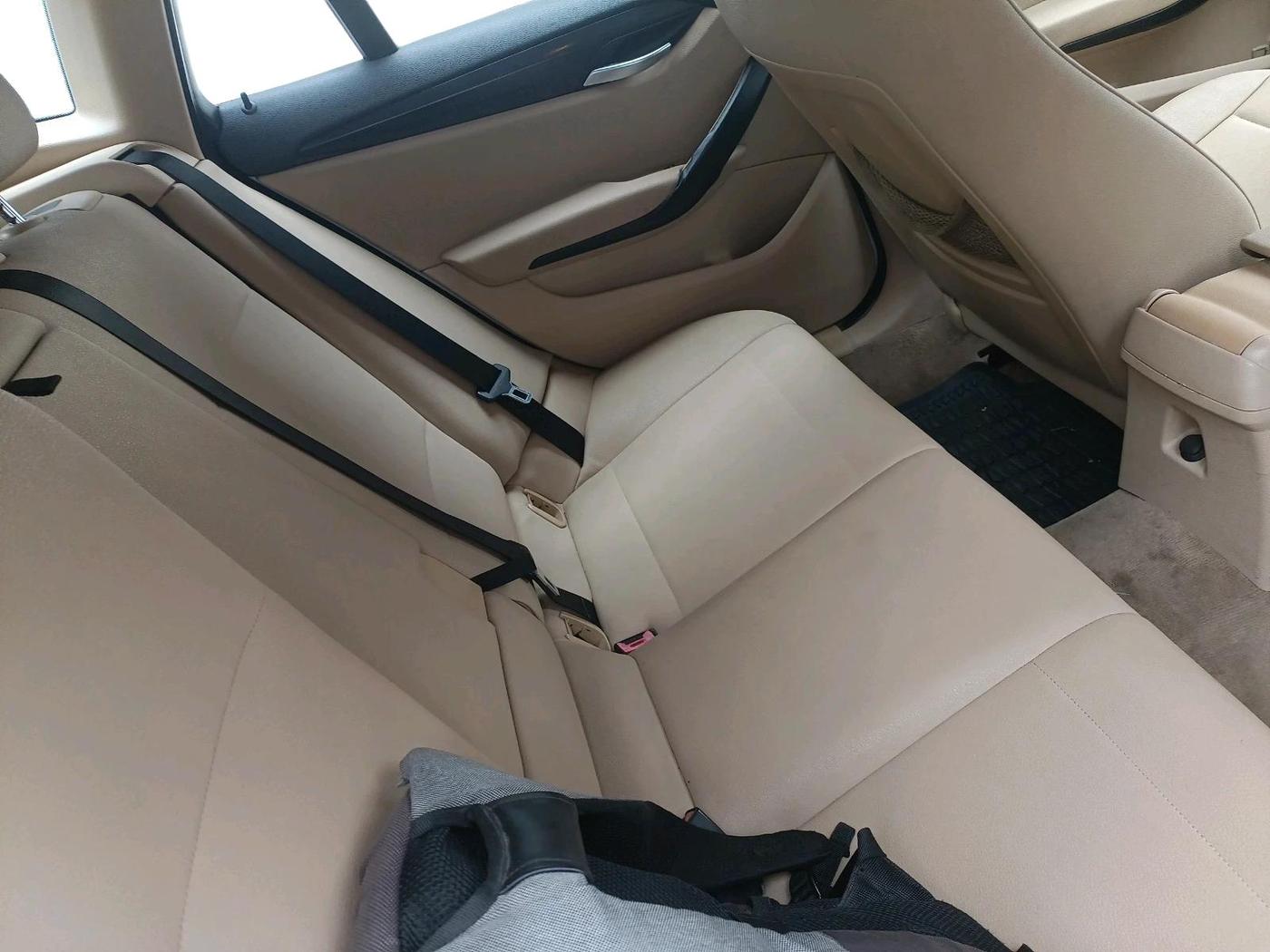 2011 BMW X1 sDrive20d, Diesel, Automatic, 94,050 km, interior