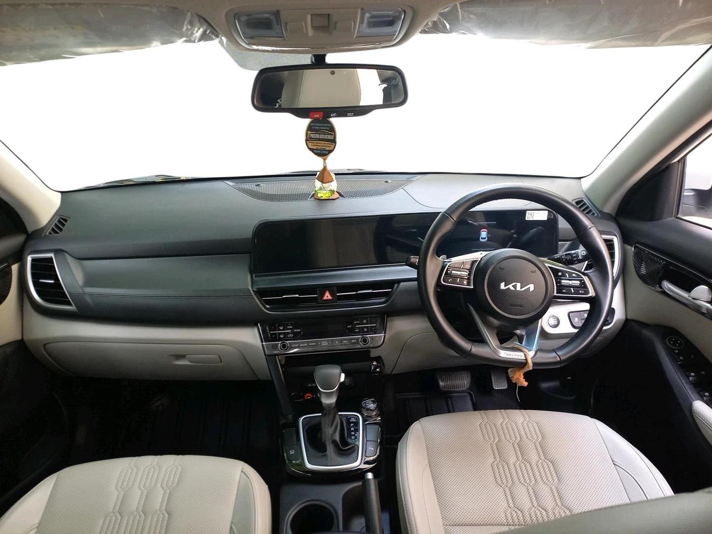 2024 KIA SELTOS HTX IVT, Petrol, Automatic, 27,692 km, interior