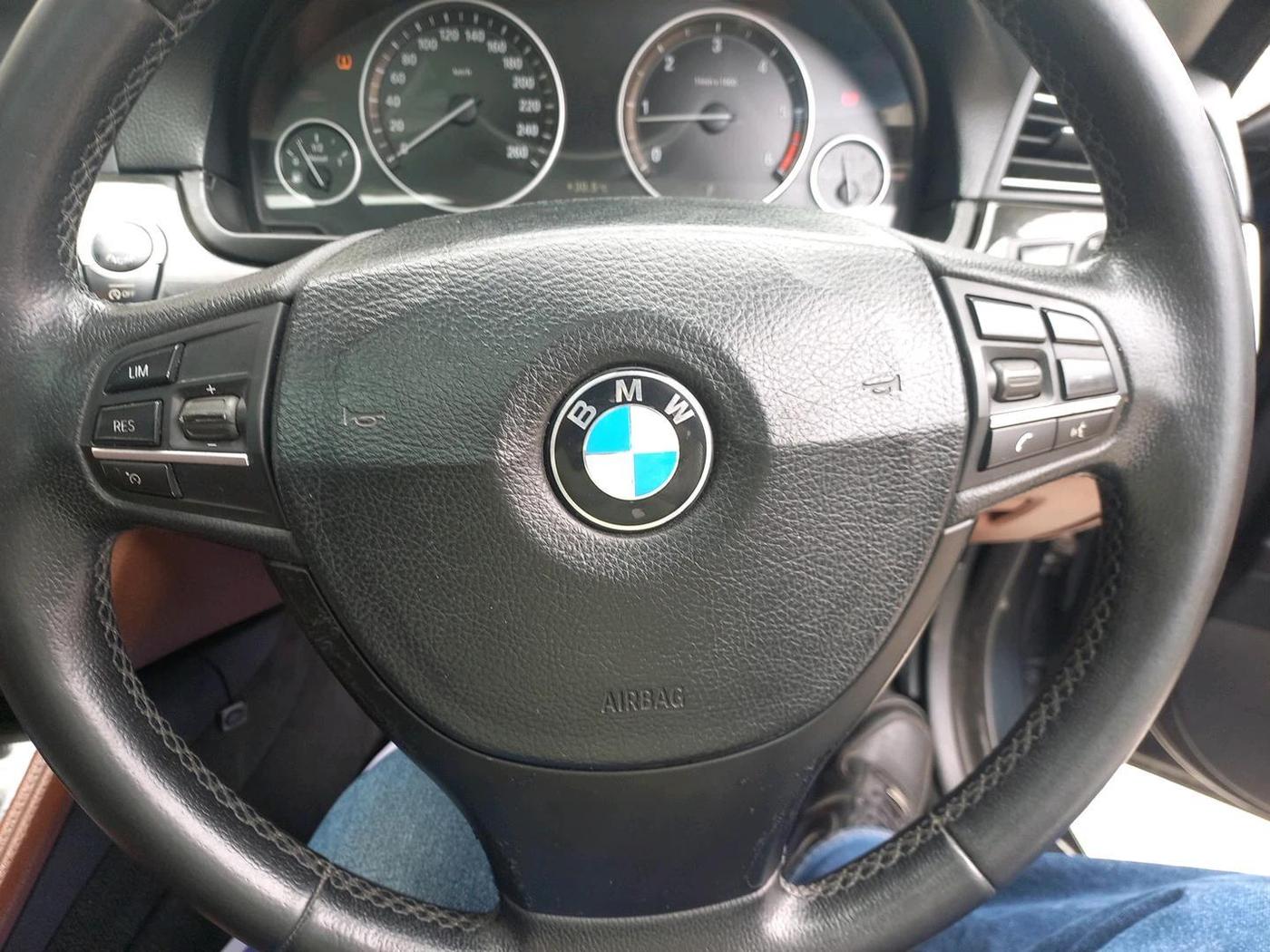 2012 BMW 5 Series 520D 2.0, Diesel, Automatic, 1,05,249 km, interior