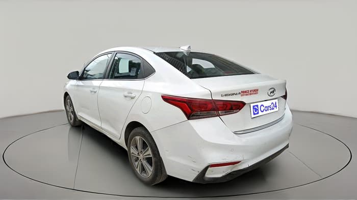 2018 Hyundai Verna 1.6 VTVT SX, Petrol, Manual, 62,765 km, exterior