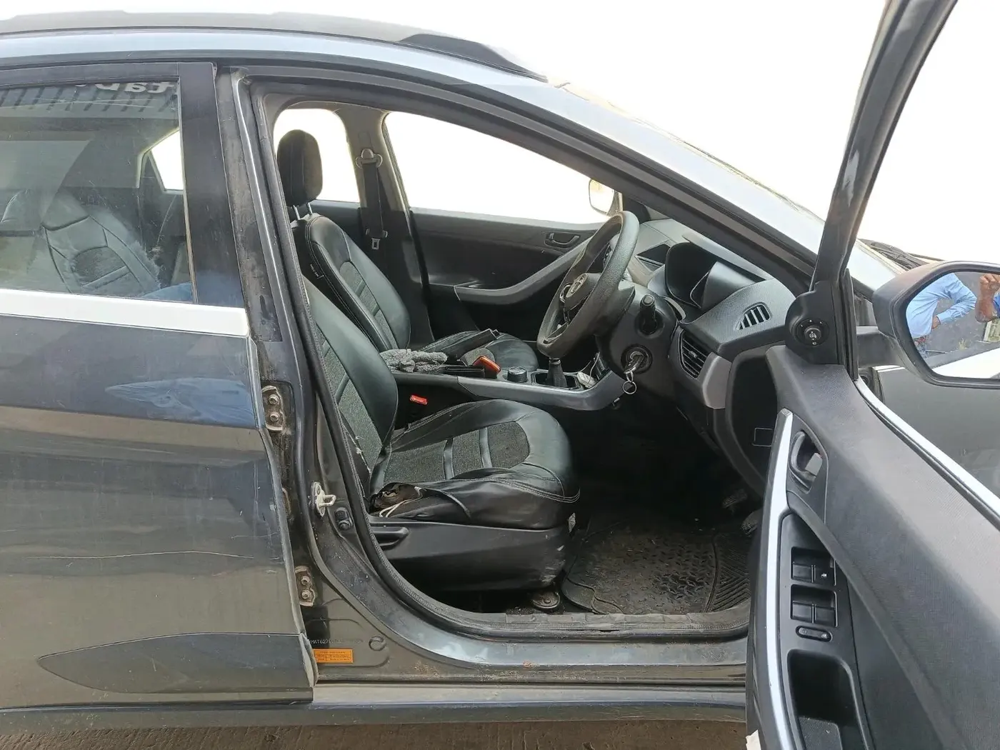 2020 Tata NEXON XM DIESEL, Diesel, Manual, 1,23,292 km, interior