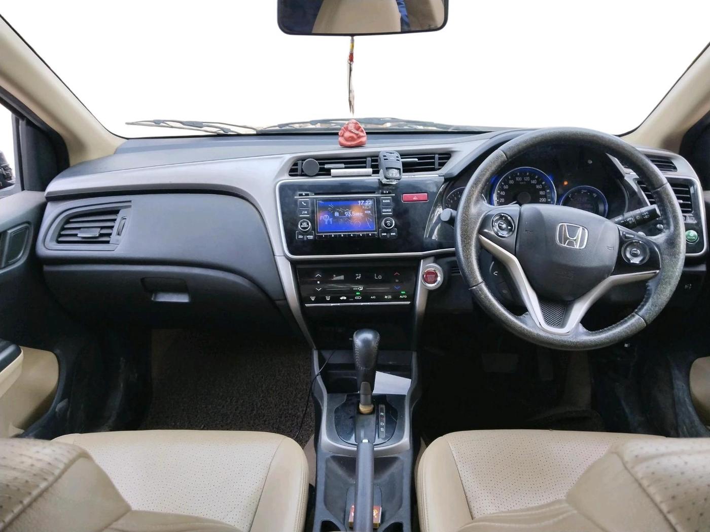 2016 Honda City 1.5L I-VTEC VX CVT, Petrol, Automatic, 51,390 km, interior