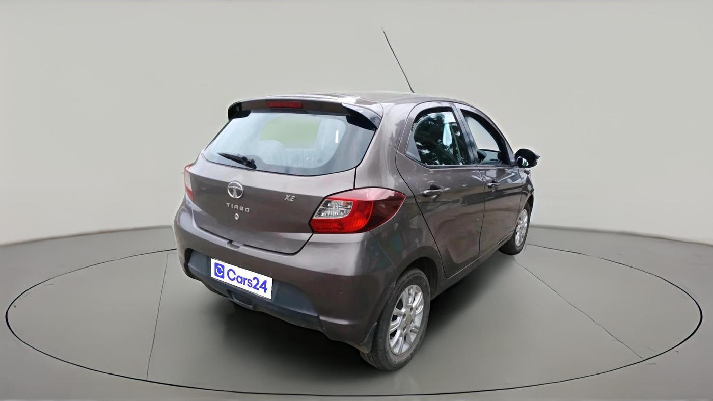 2018 Tata Tiago XZ PETROL, Petrol, Manual, 76,253 km, exterior