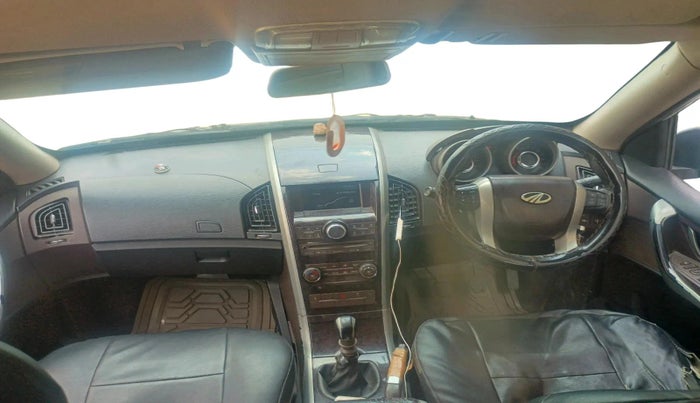 2014 Mahindra XUV500 W6, Diesel, Manual, 93,935 km, interior