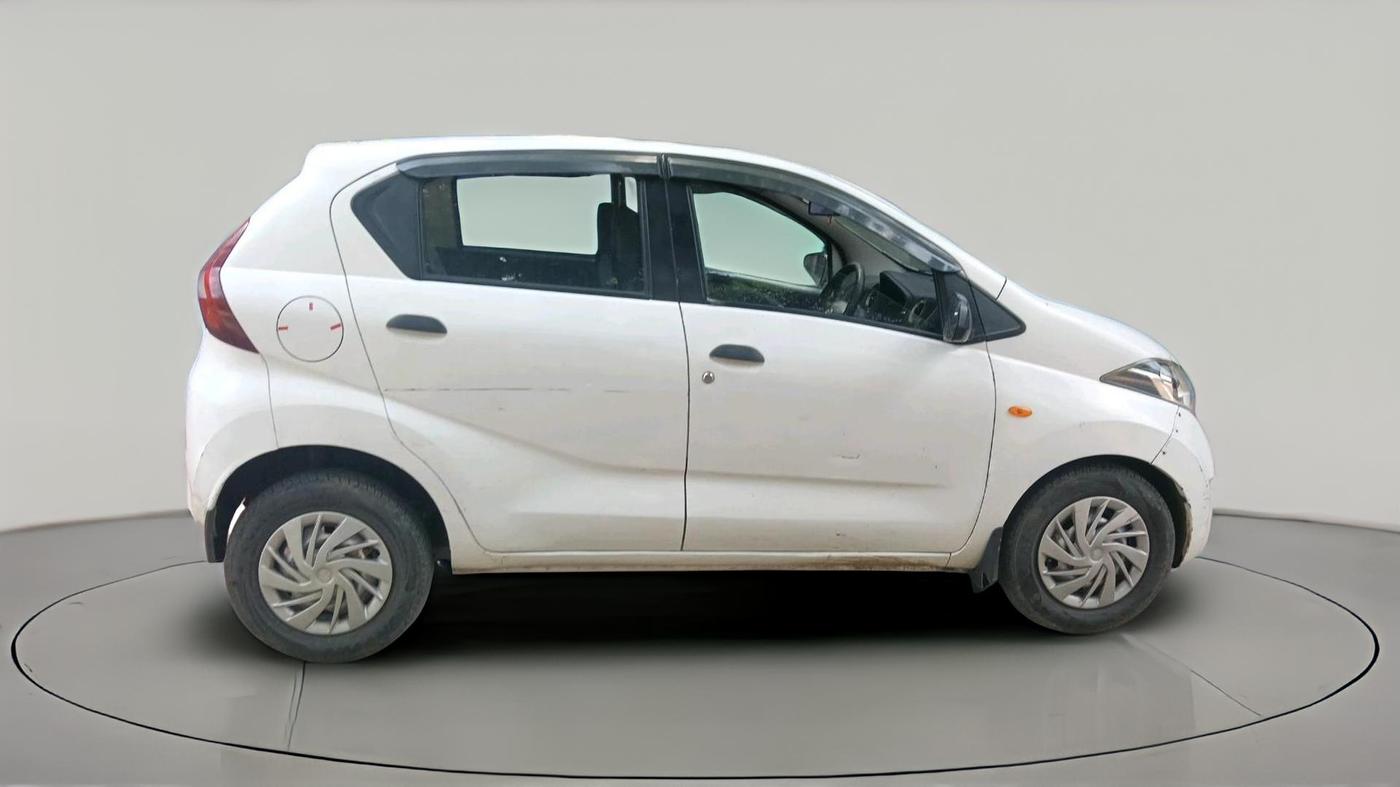 2017 Datsun Redi Go A, Petrol, Manual, 61,858 km, exterior