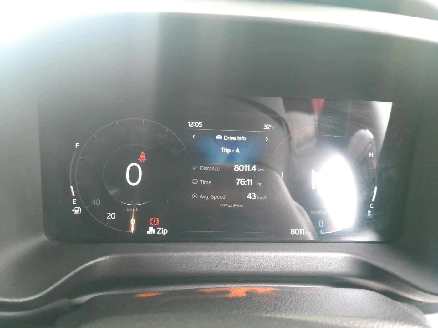 2026 Mahindra Thar Roxx Star Edition Diesel MT, Diesel, Manual, 8,011 km, interior