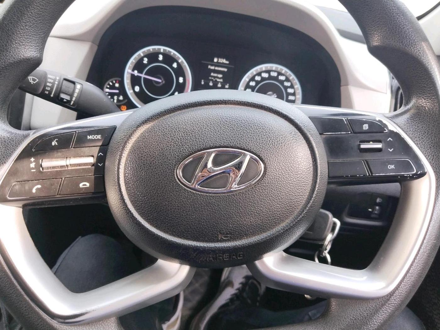 2022 Hyundai Creta E 1.5 DIESEL, Diesel, Manual, 1,36,957 km, interior