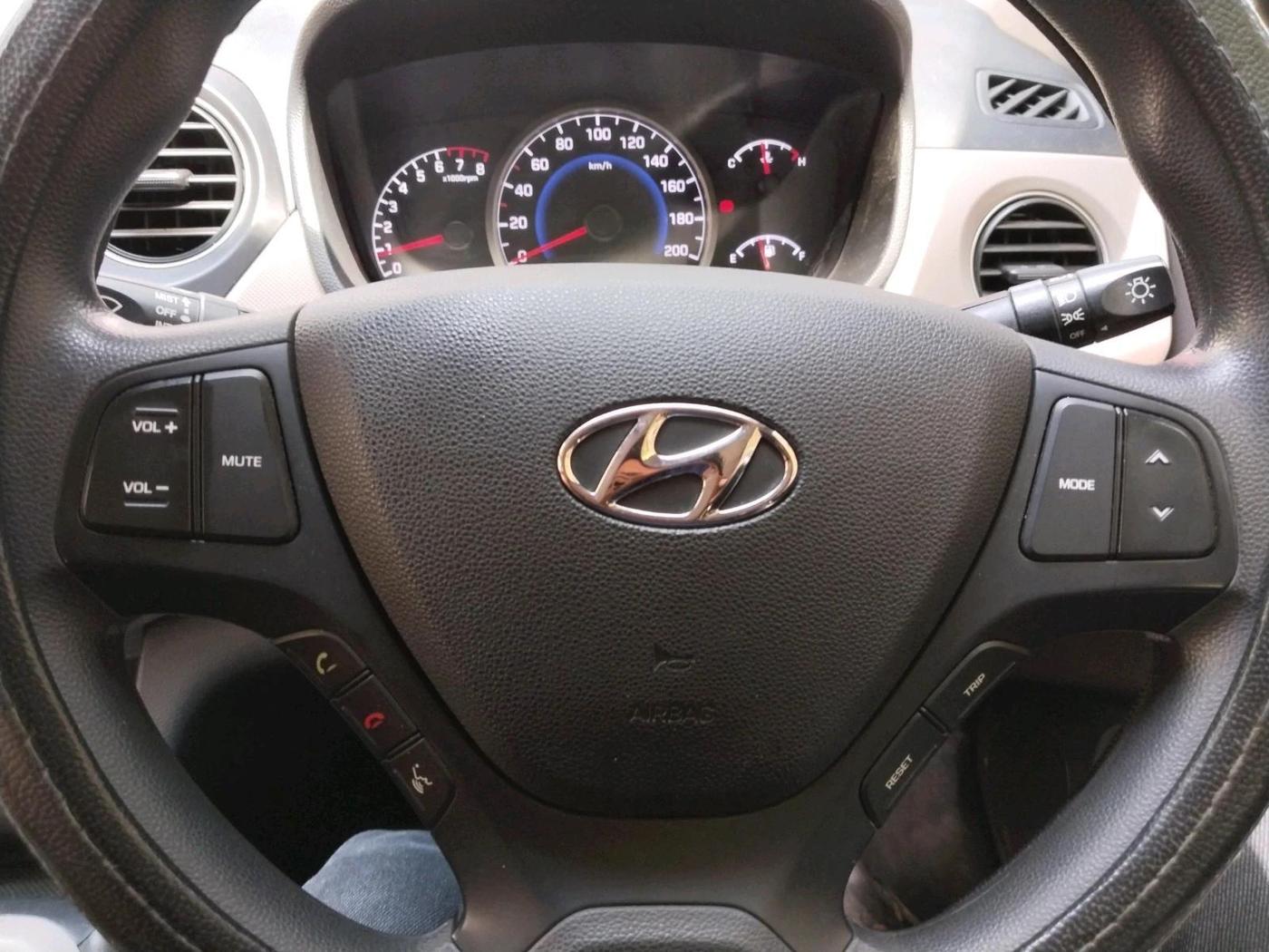 2019 Hyundai Grand i10 SPORTZ 1.2 KAPPA VTVT, Petrol, Manual, 18,196 km, interior