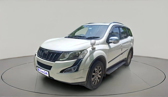 2016 Mahindra XUV500 W10, Diesel, Manual, 1,18,021 km, exterior