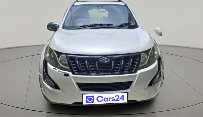 2016 Mahindra XUV500 W10, Diesel, Manual, 1,18,021 km, exterior