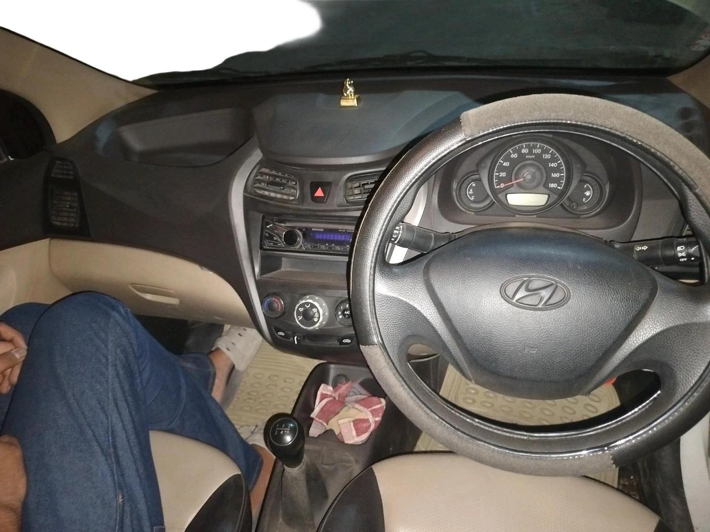 2014 Hyundai Eon ERA +, Petrol, Manual, 71,917 km, interior