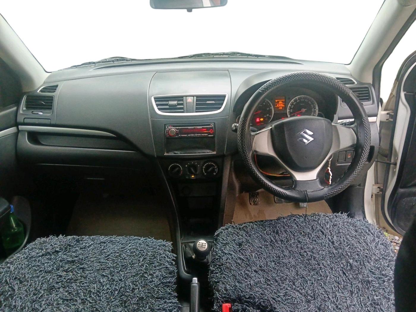 2014 Maruti Swift VDI, Diesel, Manual, 67,220 km, interior